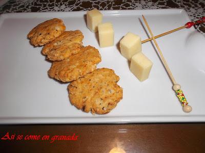 Galletas de tomates secos y albahaca