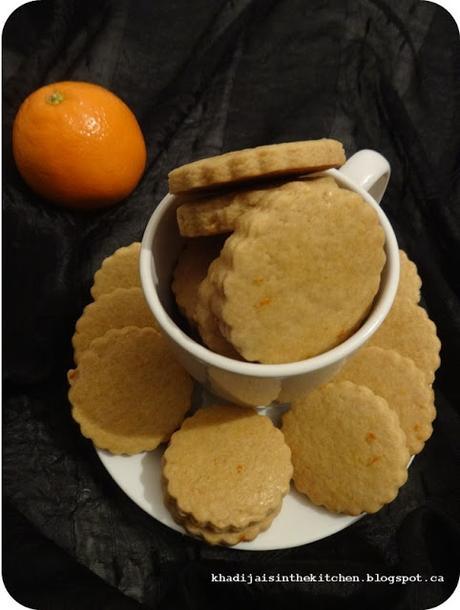 BISCUITS À L’ORANGE / ORANGE COOKIES / GALLETAS DE NARANJA / بسكوي بالبرتقال BISCUITS À L’ORANGE / ORANGE COOKIES / GALLETAS DE NARANJA / بسكوي بالبرتقال