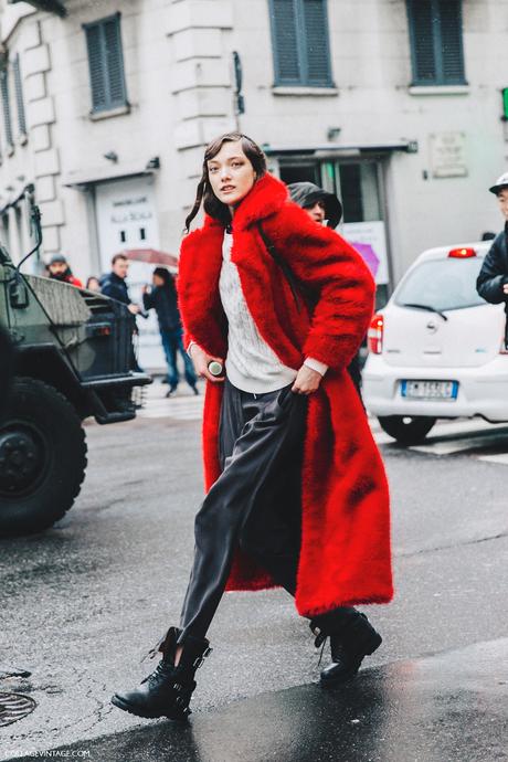 Milan_Fashion_Week_Fall_16-MFW-Street_Style-Collage_Vintage-Red_Fur_Coat-Model-