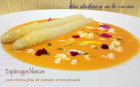 Espárragos blancos con crema fría de tomate aromatizada