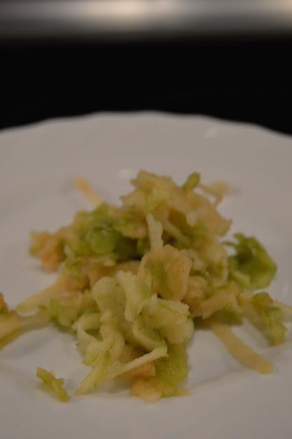 LA PEQUEÑA EXCEPCIÓN.... EN FORMA DE TARTA DE MANZANA