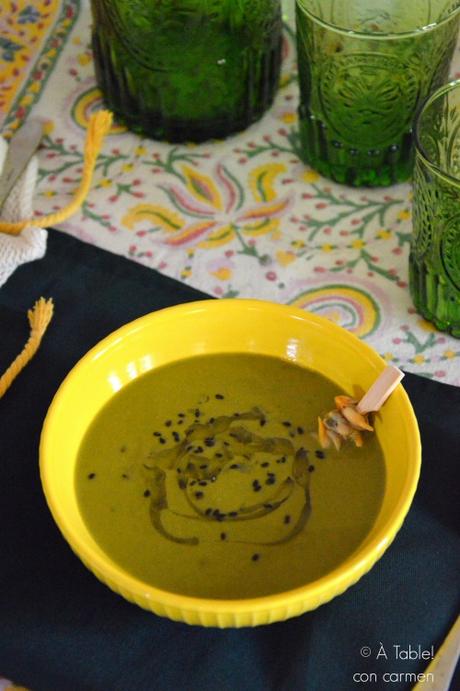 Crema de Espinacas y Garbanzos con Caldo Casero