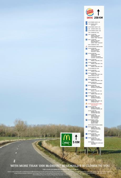 McDonald’s trollea a Burger King con esta valla publicitaria