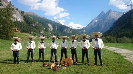 MARIACHI