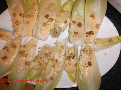 Juego de blogueros 2.0: Endivias con salsa de 4 quesos y nueces Juego de blogueros 2.0: Endivias con salsa de 4 quesos y nueces