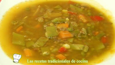 Sopa de lentejas con verduras