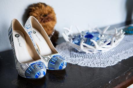 Zapatos de novia customizados de Star Wars - Foto: nerdgasmo.com