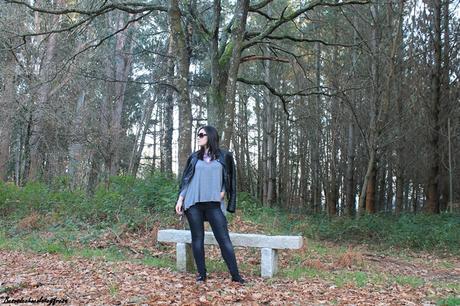 New t-shirt & etnic clutch