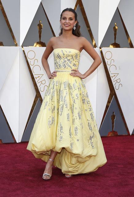 LAS MEJOR VESTIDAS DE LOS OSCARS 2016