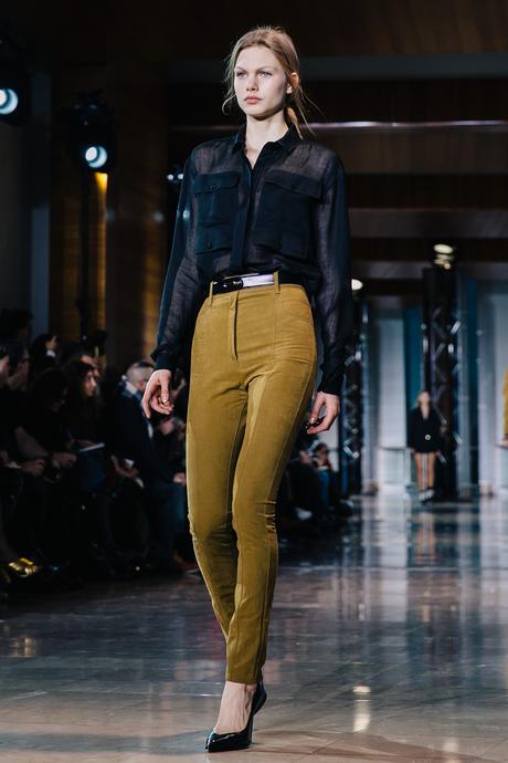 Paris_Fashion_Week-PFW-Anthony_Vaccarello_Fall_2016-Runway-13