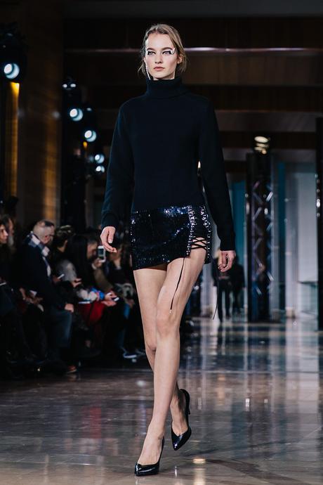 Paris_Fashion_Week-PFW-Anthony_Vaccarello_Fall_2016-Runway-8