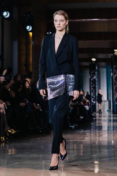 Paris_Fashion_Week-PFW-Anthony_Vaccarello_Fall_2016-Runway-7