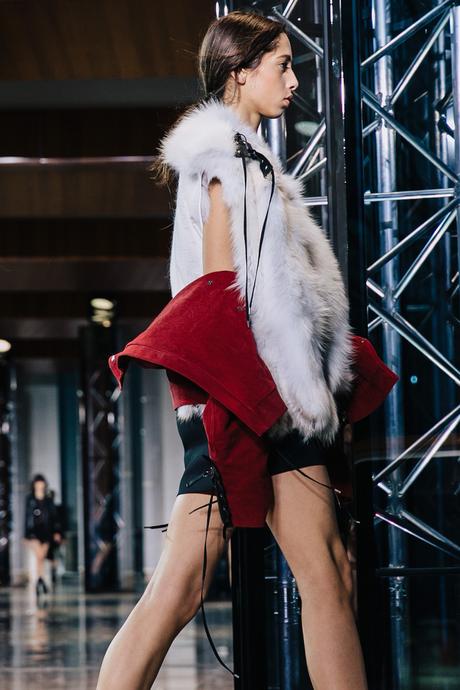 Paris_Fashion_Week-PFW-Anthony_Vaccarello_Fall_2016-Runway-47