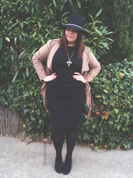 Sexy LBD Plus Size · Outfit