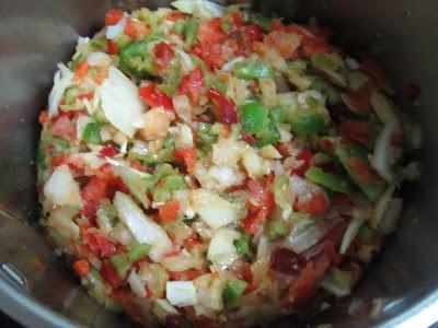 Huevos poché con piperrada