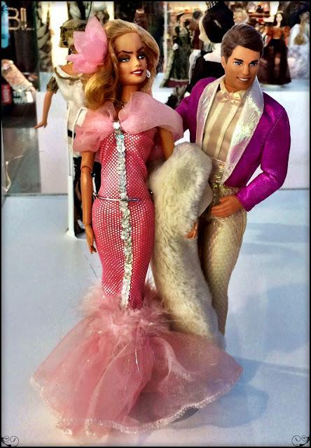 Barbie y la Historia de la Moda Barbie y la Historia de la Moda