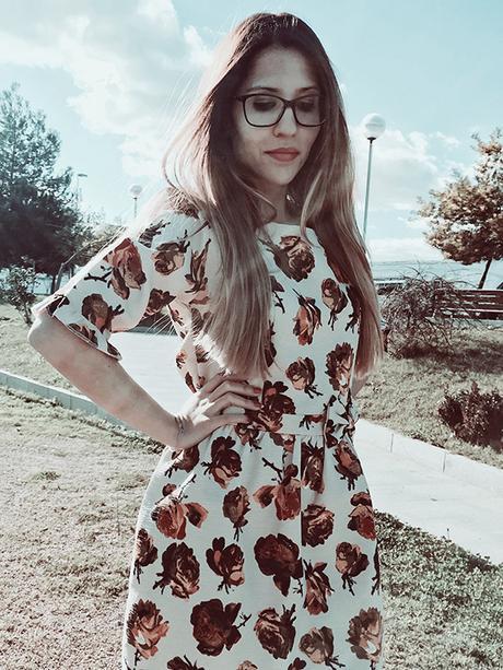 BROWN FLOWERS BROWN FLOWERS