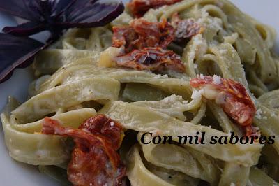 PASTA CON TOMATES SECOS