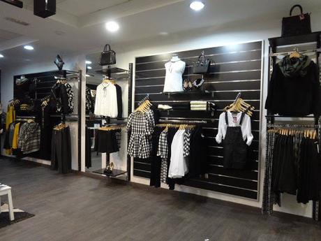 Diez Euros: cadena de tiendas a precio único