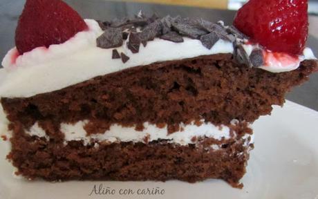 TARTA DE CHOCOLATE Y FRESAS