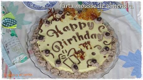 Tarta mousse de almendra