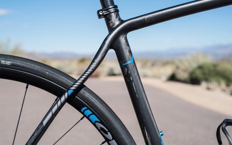 Fuji renueva su Gran Fondo y adopta nuevas tecnologías como el exclusivo uso de frenos de disco