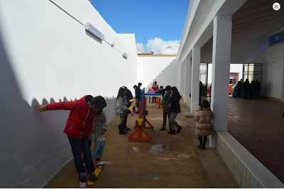 Aportando nuestros juegos de hoy y de siempre para la comida Solidaria de la campaña de Manos Unidas