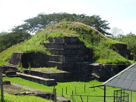 La Joya de Cerén y las Ruinas de San Andrés