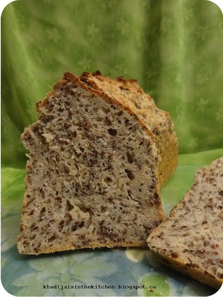 PAIN DE LA SEMAINE: PAIN AUX GRAINES DE LIN (prêt en une heure) / BREAD OF THE WEEK: FLAXSEED BREAD (ready in one hour) / PAN DE LA SEMANA: PAN CON SEMILLAS DE LINO (listo en una hora)/( خبز الاسبوع: خبز بذور الكتان (جاهز خلال ساعة من الزمن