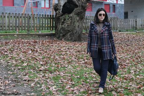 Sweater cuello cisne, un básico en el armario