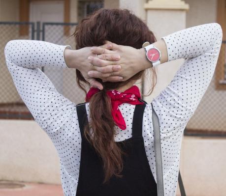 Pichi, parka verde y topitos-Pinafore, green trench and dots