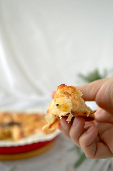 Corona de hojaldre con crema de salmón y queso, una estrella salada en tu mesa