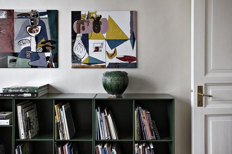 suelos de madera de roble salon de lujo salón comedor nórdico noguchi muebles de diseño nórdico montana estanterías Lujosos muebles de diseño estilo nórdico escandinavo eames blog decoración nórdica 