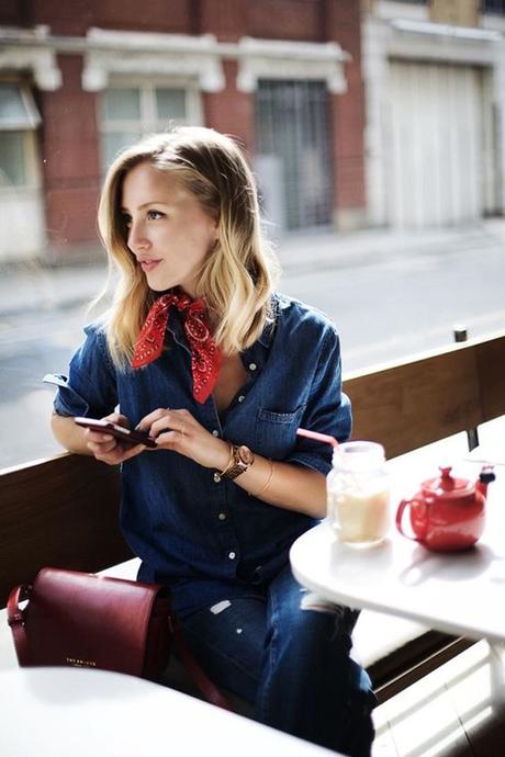 Looks con bandana en el cuello