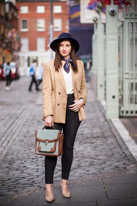 Looks con bandana en el cuello