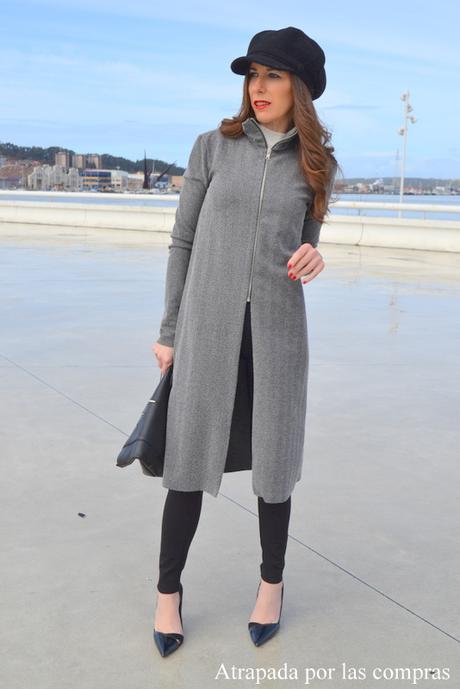 ABRIGO RECTO DE ESPIGA