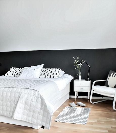 Un dormitorio EN BLANCO Y NEGRO con tocador!