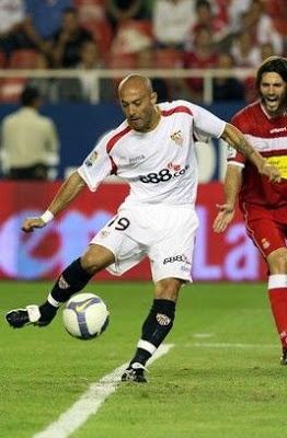 Todos los uruguayos que han jugado en el Sevilla FC Todos los uruguayos que han jugado en el Sevilla FC