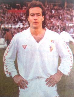 Todos los uruguayos que han jugado en el Sevilla FC Todos los uruguayos que han jugado en el Sevilla FC