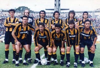 Todos los uruguayos que han jugado en el Sevilla FC Todos los uruguayos que han jugado en el Sevilla FC