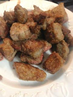 ESTOFADO DE TERNERA CON PATATAS , ZANAHORIAS Y CHAMPIÑONES