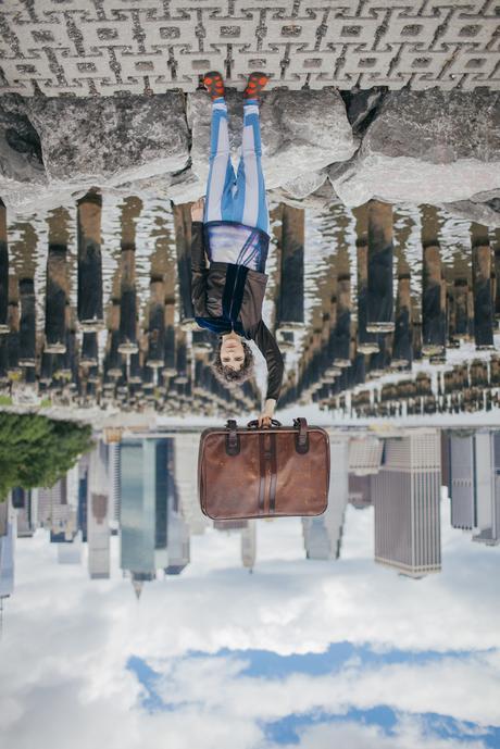 upsidedownme FOTO LEIVMOTIV