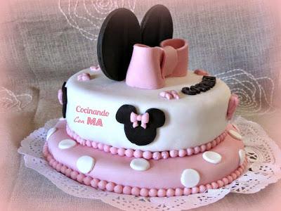 Tarta Minnie de Fondant