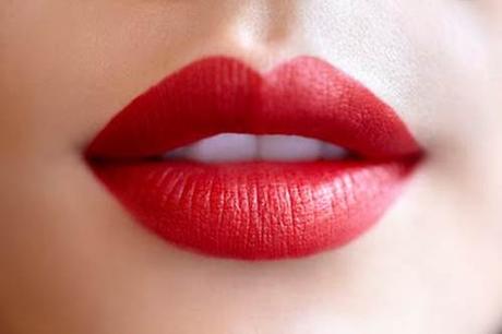 labios rojos perfectos