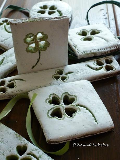Galletas Tréboles en Madera Envejecida San Patricio´16