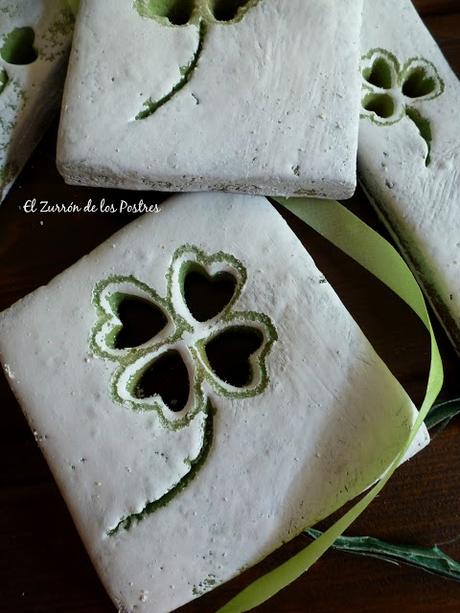 Galletas Tréboles en Madera Envejecida San Patricio´16