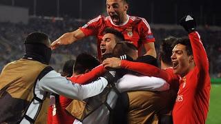 Benfica vuelve a vencer al Zenit 'in extremis' y se clasifica para cuartos de Champions League