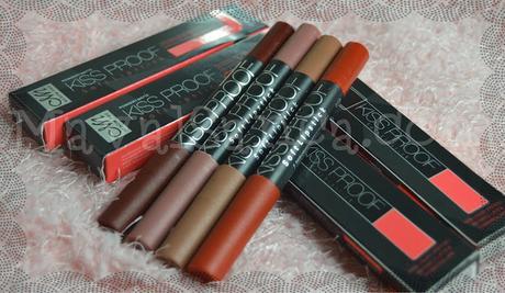 MeNow KISS PROOF Soft Lipsticks : Labiales Fijos y Mate en formato lápiz