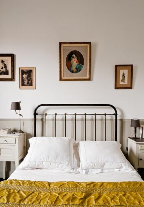vintage bed styling