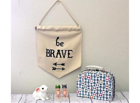 DIY Banderín bordado